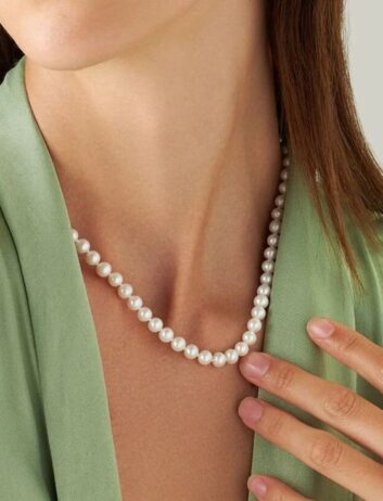 Classic Beauty with Pearls